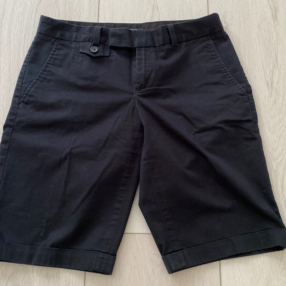 Low Raise Bermudas
